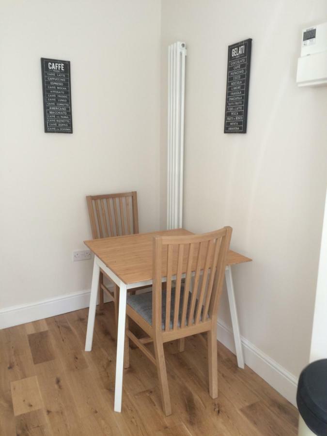 Brockenhurst Apartments 외부 사진